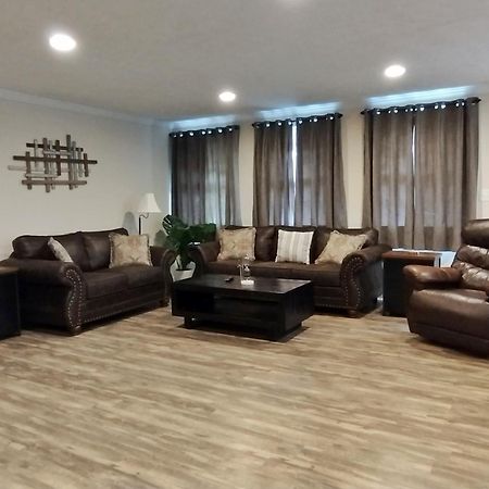 Backwoods Family Getaway! 3 Bedroom House! Yanceyville Buitenkant foto